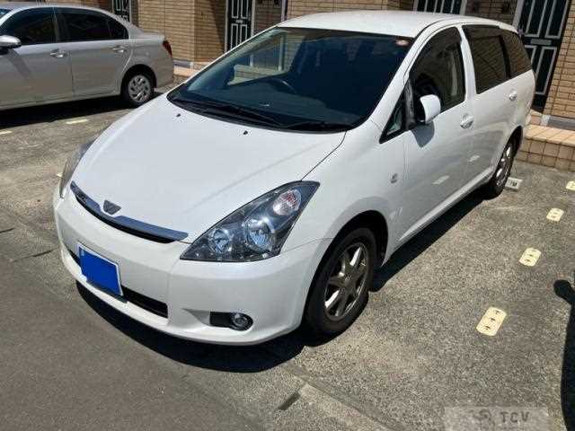 2005 Toyota Wish