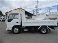 2022 Isuzu Elf Truck