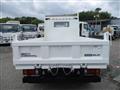2022 Isuzu Elf Truck