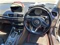 2017 Mazda Axela