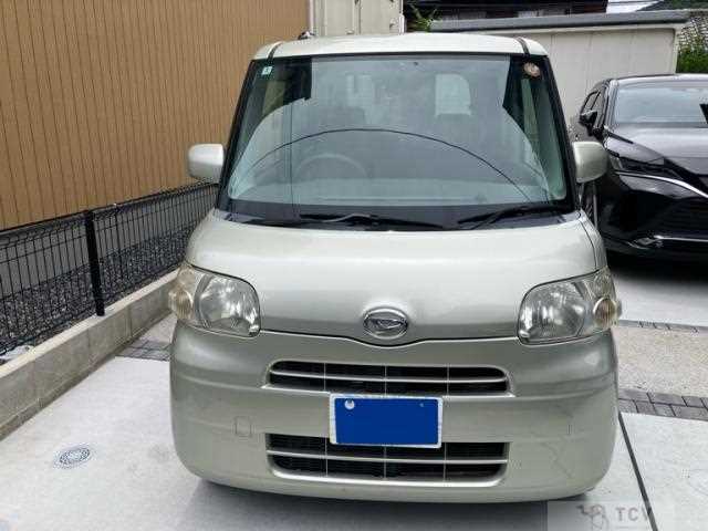 2012 Daihatsu Tanto
