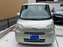 2012 Daihatsu Tanto