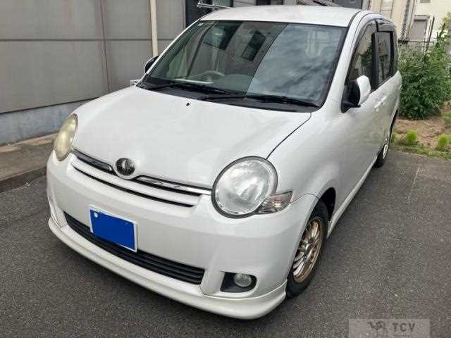 2010 Toyota Sienta