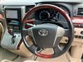 2011 Toyota Alphard G