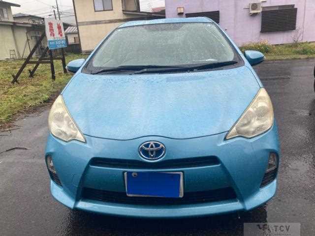 2013 Toyota AQUA