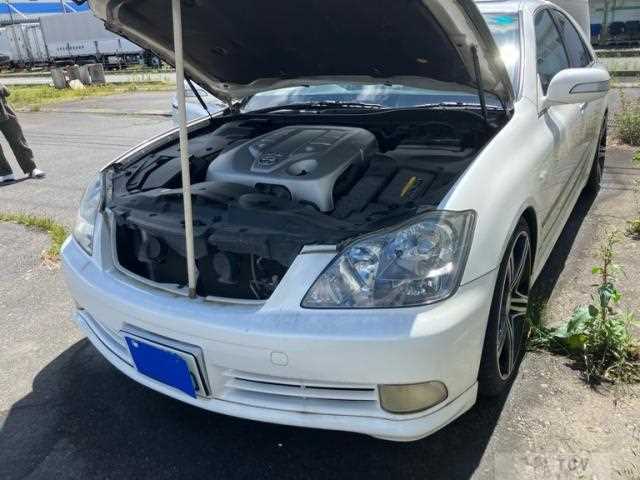 2005 Toyota Crown