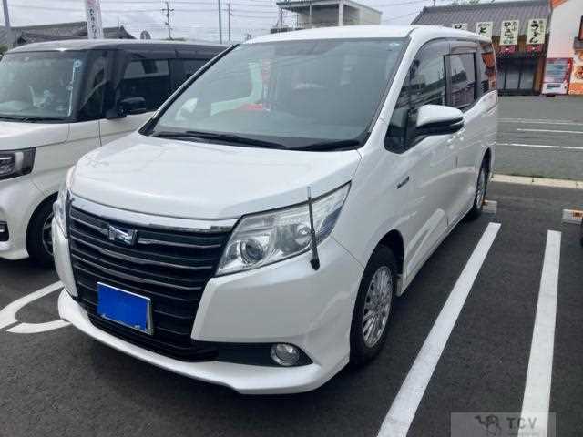 2015 Toyota Noah