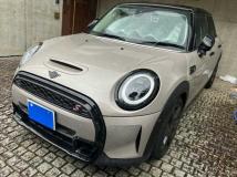 2022 BMW MINI