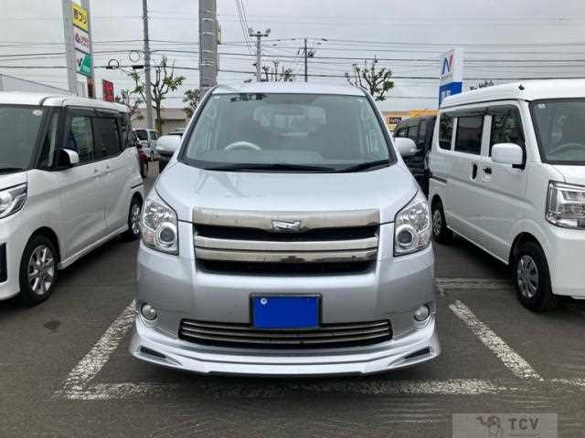 2009 Toyota Noah