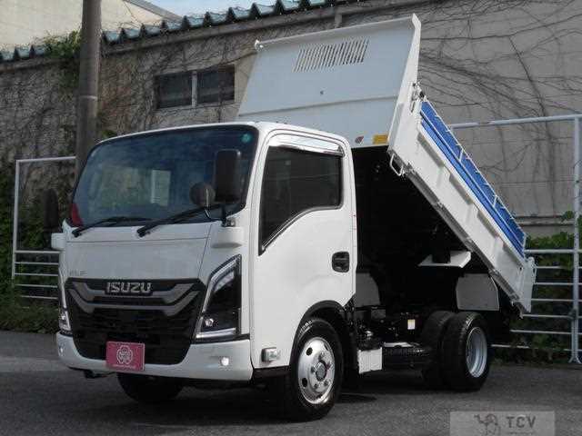 2025 Isuzu Elf Truck