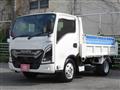 2025 Isuzu Elf Truck