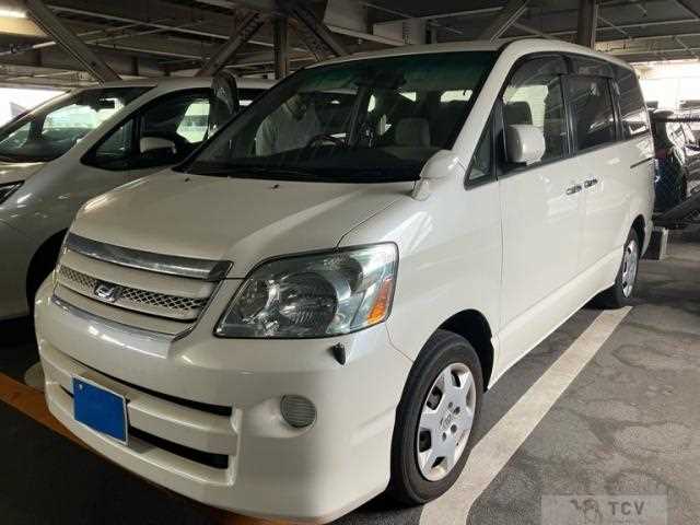 2006 Toyota Noah