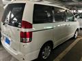 2006 Toyota Noah