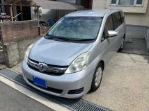 2013 Toyota Isis