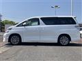 2013 Toyota Vellfire