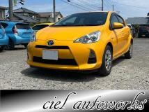 2013 Toyota AQUA