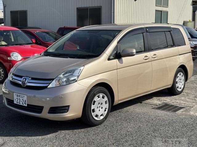 2013 Toyota Isis