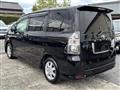 2007 Toyota Voxy