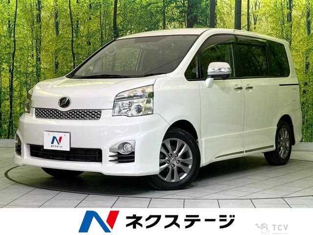 2013 Toyota Voxy