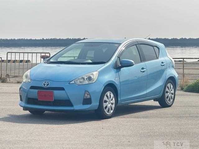 2012 Toyota AQUA