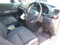 2012 Toyota Alphard G