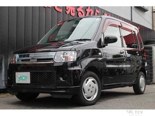 2011 Mitsubishi Toppo