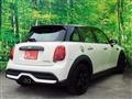 2022 BMW MINI