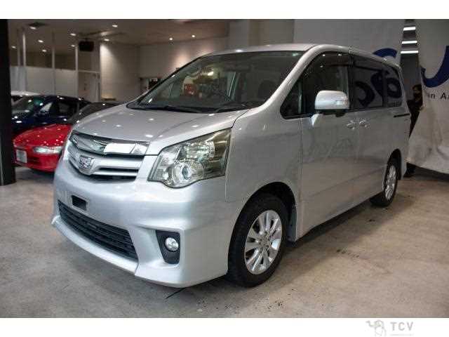 2013 Toyota Noah