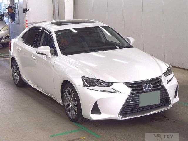 2017 Lexus IS