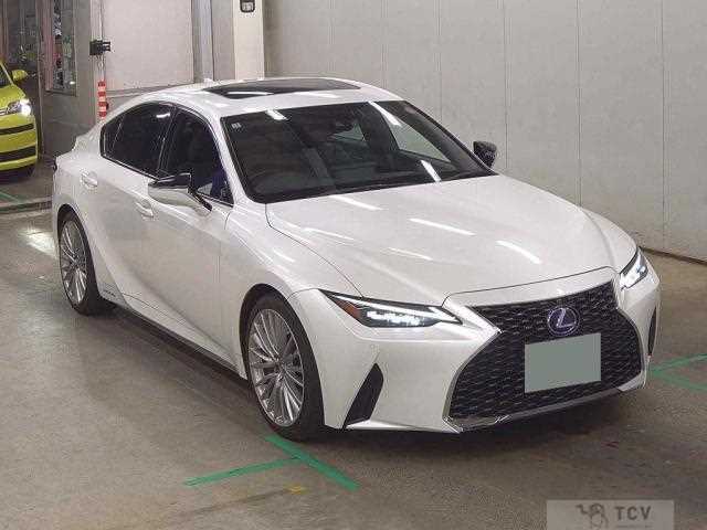 2021 Lexus IS