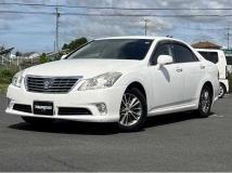 2012 Toyota Crown