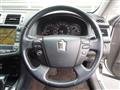 2009 Toyota Crown