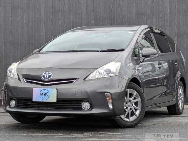 2013 Toyota PRIUS α