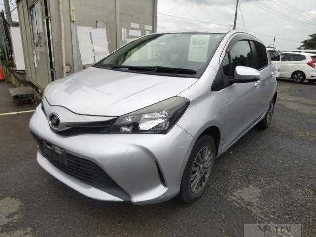 2015 Toyota Vitz