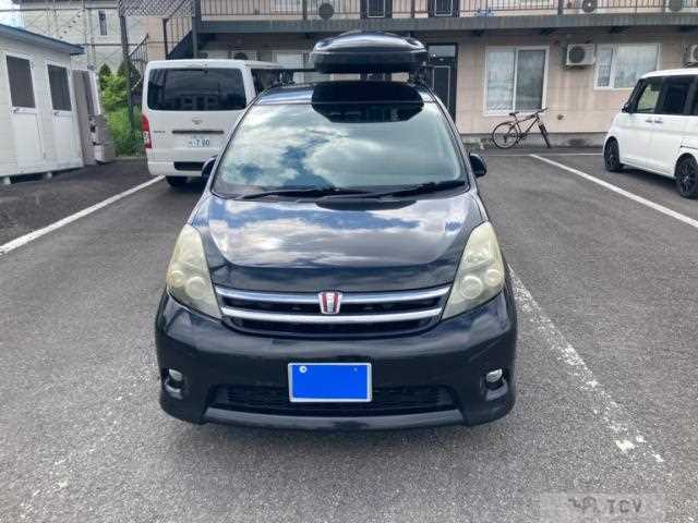 2010 Toyota Isis