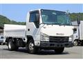 2016 Isuzu Elf Truck