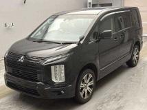 2023 Mitsubishi Delica D5