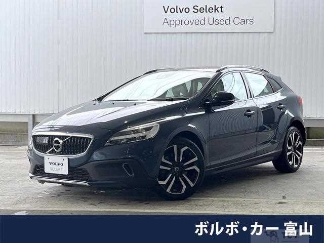 2019 Volvo V40