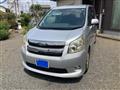 2007 Toyota Noah