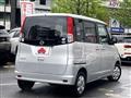2011 Nissan ROOX