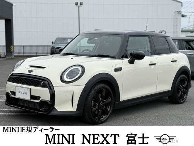 2021 BMW MINI