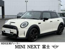 2021 BMW MINI