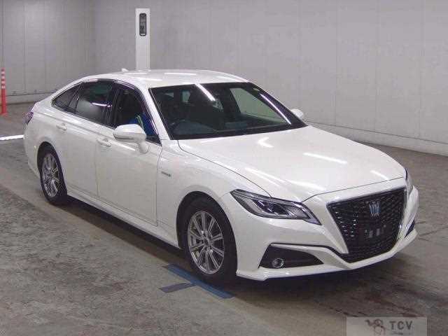 2019 Toyota Crown Hybrid