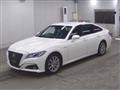 2019 Toyota Crown Hybrid