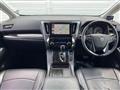 2015 Toyota Vellfire