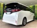 2023 Toyota Alphard Hybrid