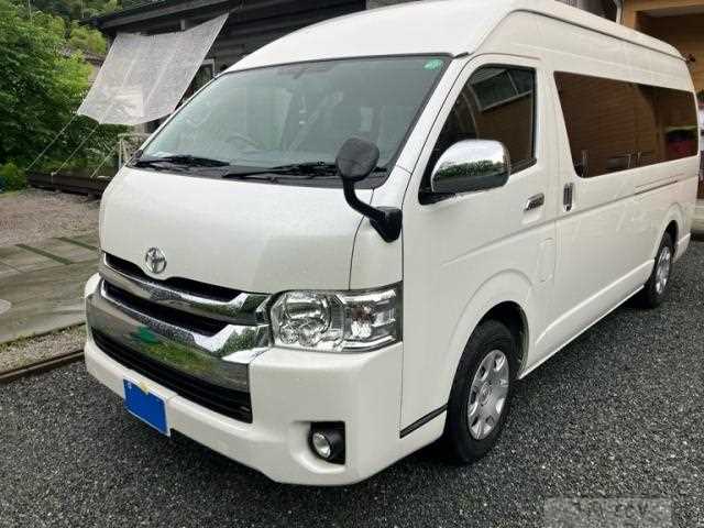 2017 Toyota Hiace Wagon