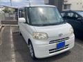 2011 Daihatsu Tanto