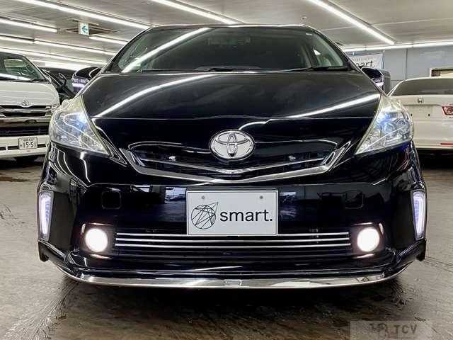 2013 Toyota PRIUS α