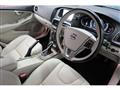 2017 Volvo V40